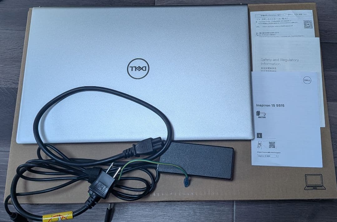 DELL Inspiron 5515 Ryzen7 5700U　メモリ16GB