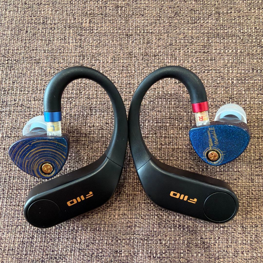 Fiio UTWS5 MMCX Bluetoothレシーバー2pinアダプタ付き