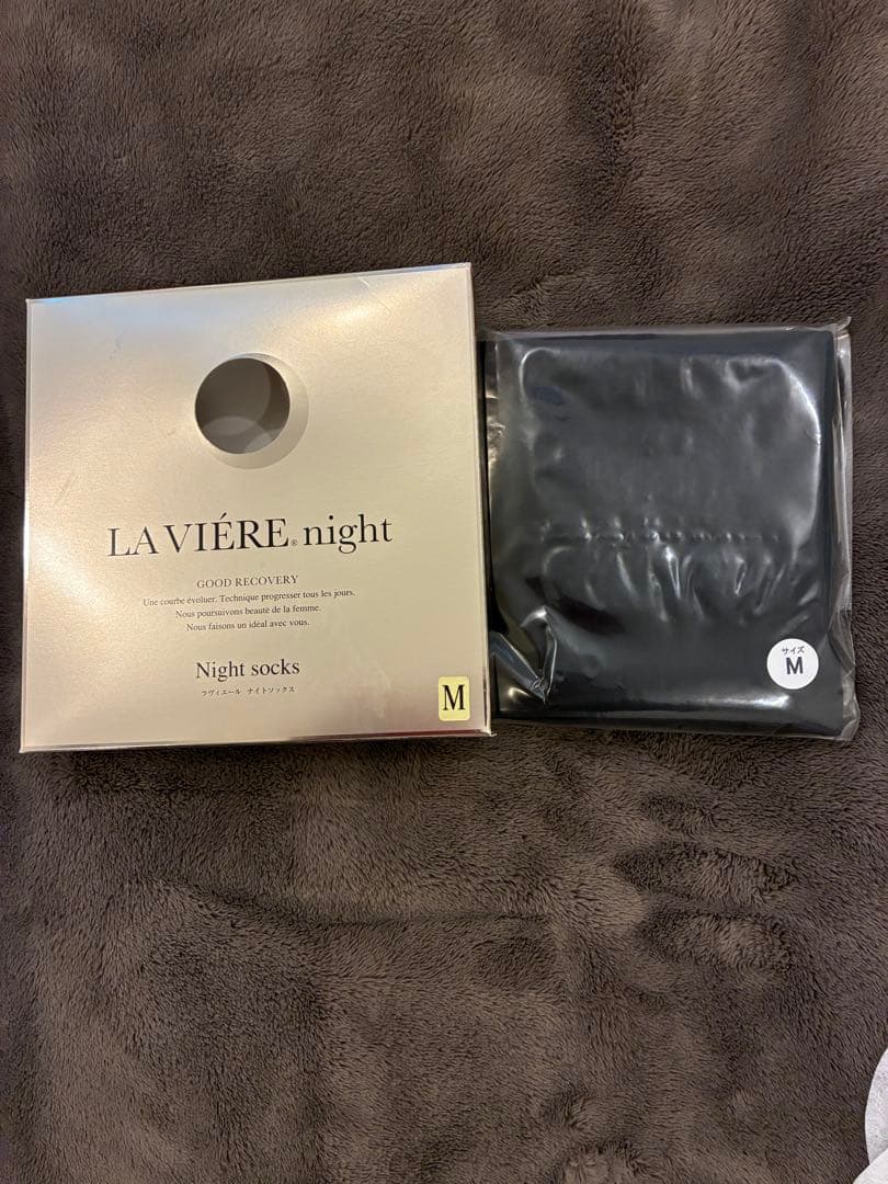 LA VIÉRE night socks Mサイズ