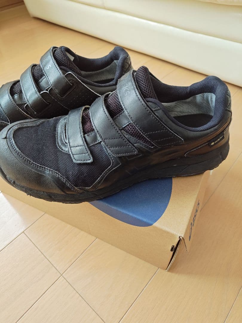 アシックス ウィンジョブ cp602　ゴアテックス26.5cm