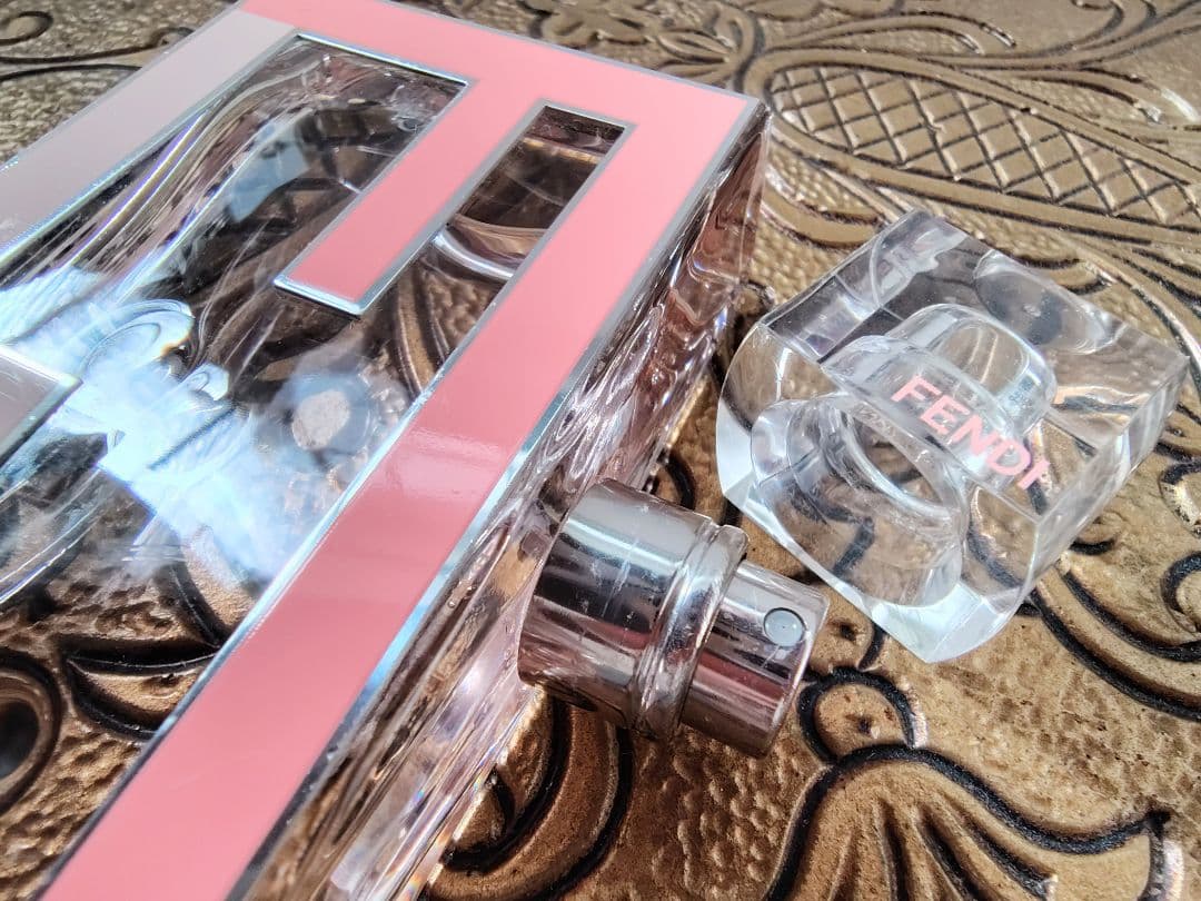 FENDI　フェンディ　ファン ディ フェンディ ブロッサム　75ml