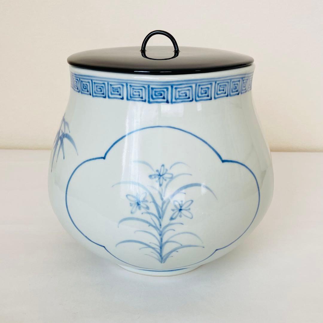 染付水指　沈貞燮 一松窯　共箱入　茶道具　茶器　塗蓋　韓国陶芸　伝統工芸品