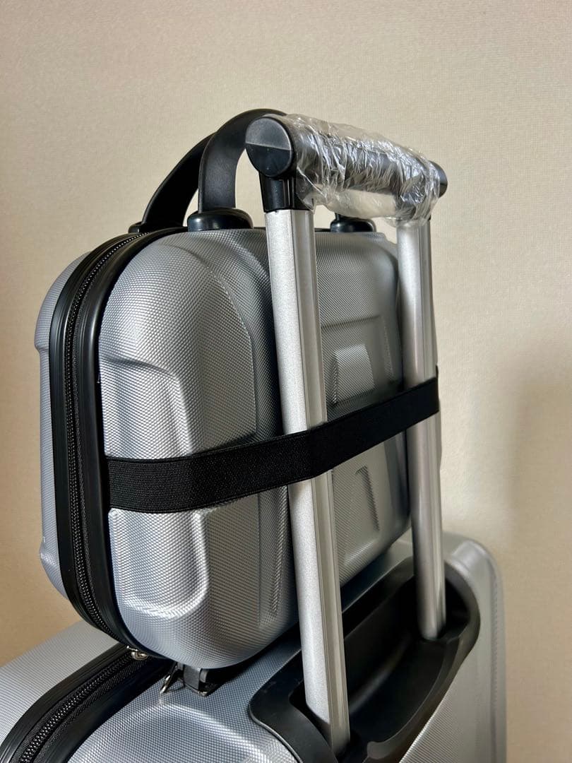 4点セット スーツケース シルバー 軽量 大型 機内持込 在庫処分 B品 旅行