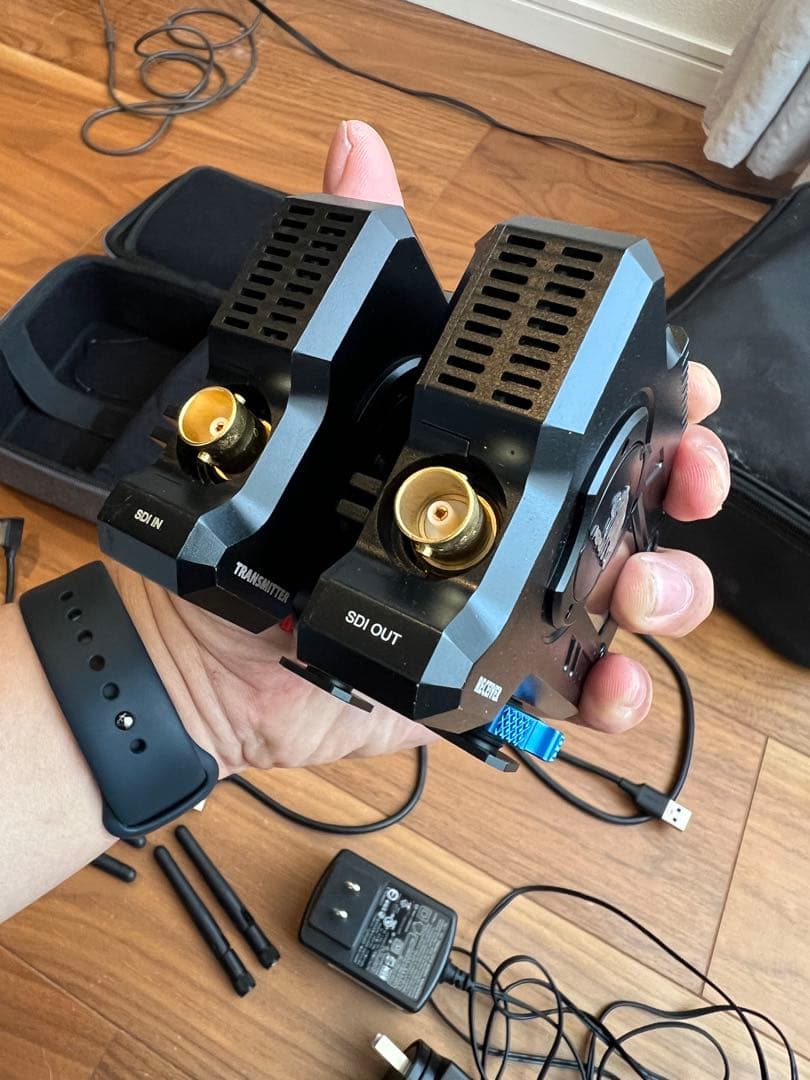 HOLLYLAND MARS 400S PRO ワイヤレスHDMI送信機・受信機