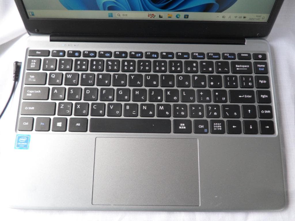 快速！CHUWI HEROBOOK PRO SSD256GB MEM8GB