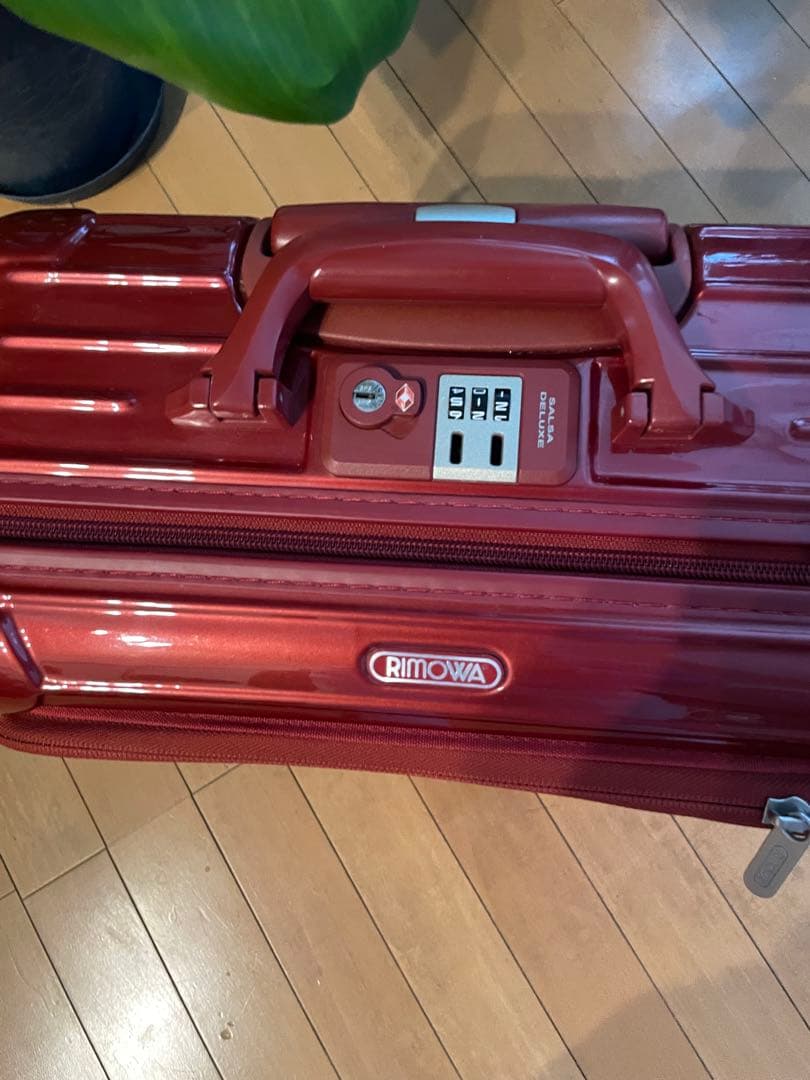 RIMOWA コンパクトキャリーケース1〜2泊ビジネス