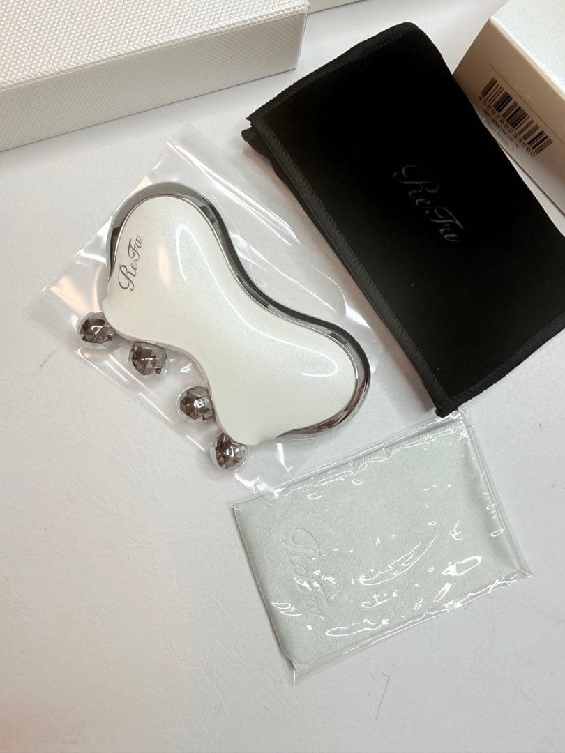 ReFa RF-XM234/18-W 美顔ローラー パールホワイト