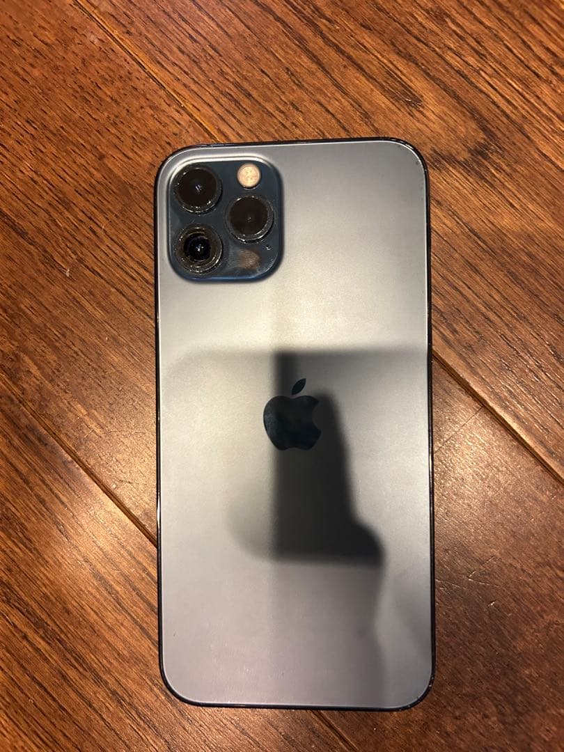 Apple iPhone 12 proパシフィックブルー