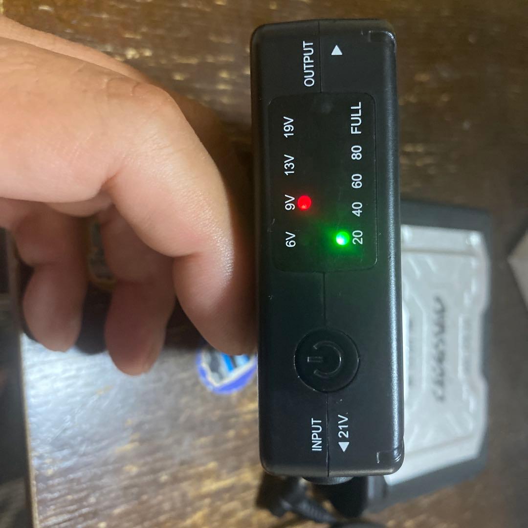 バートル 19Vバッテリー2個ジャンクと充電器のセット