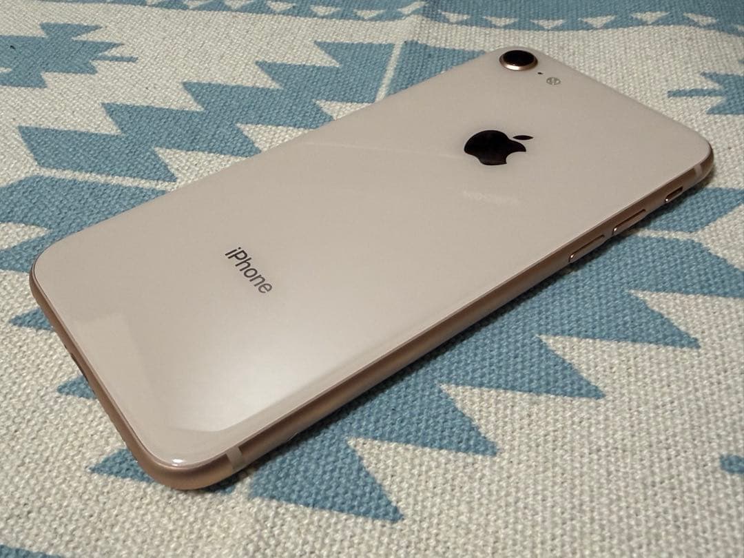 iPhone 8 256GB ゴールド 本体 SIMフリー