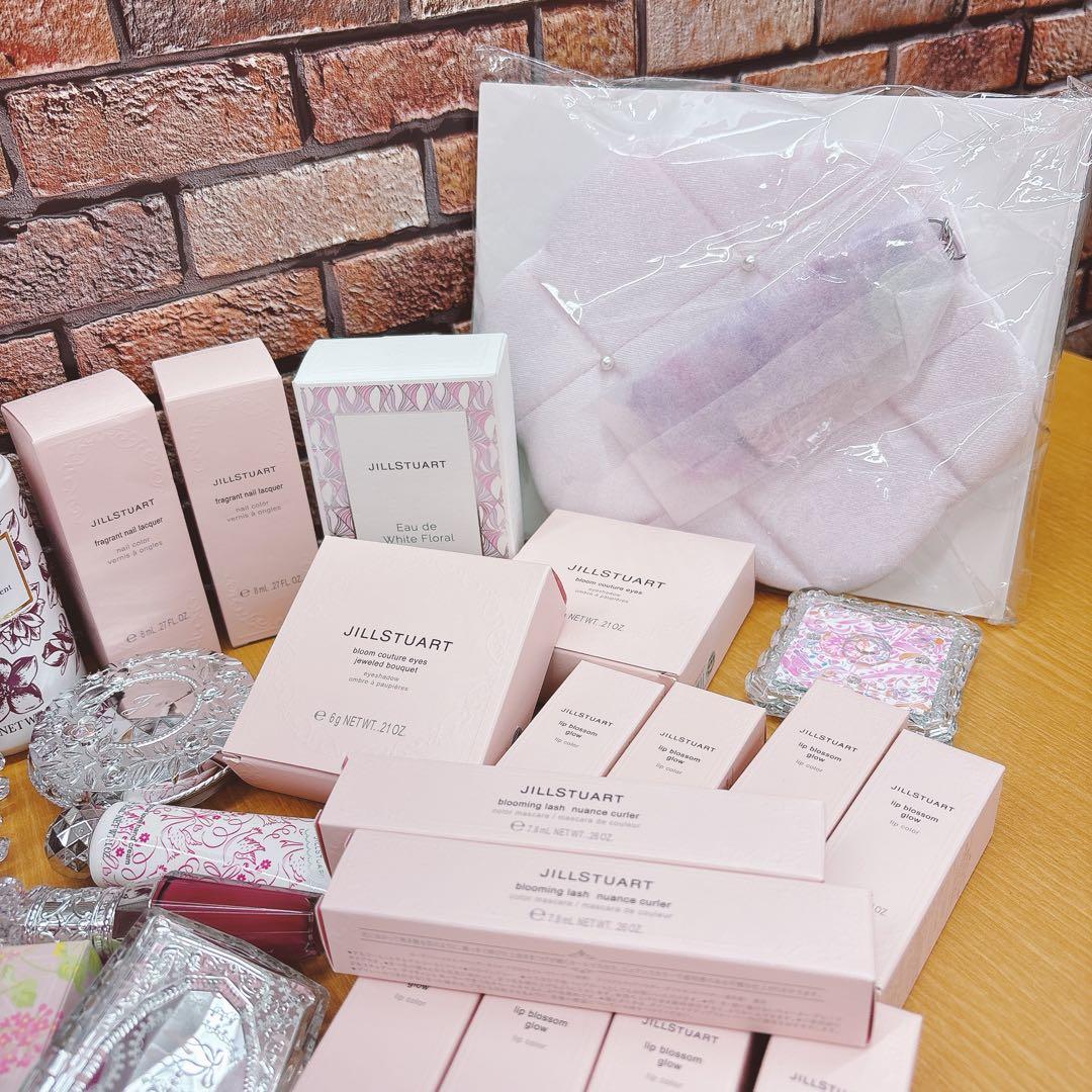 ☆ジルスチュアート　コスメおまとめ売り！！