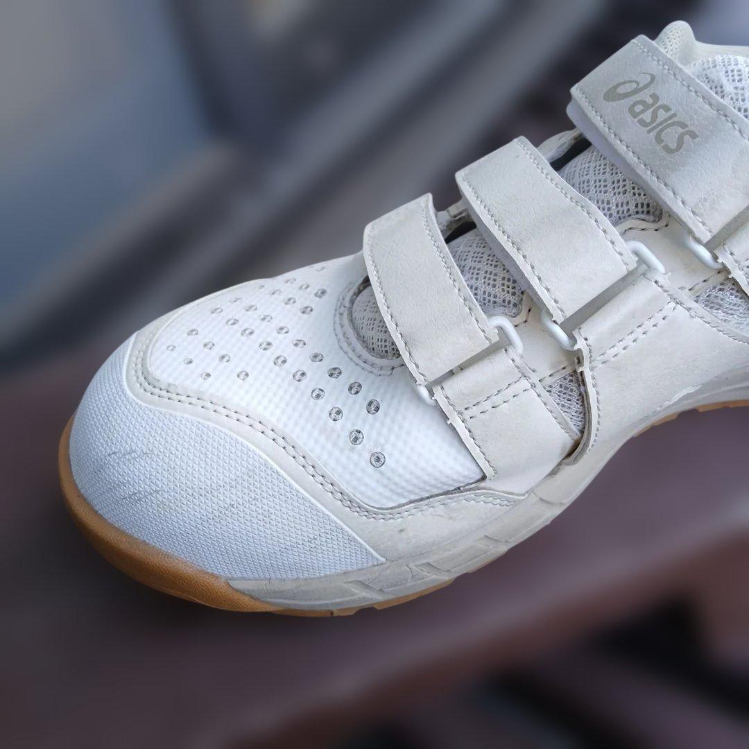 asics アシックス　ウィンジョブ　安全靴 CP112　電工　設備　鳶