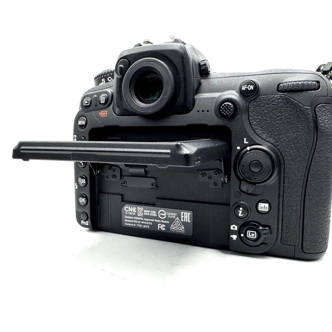美品 Nikon ニコン D500 デジタル一眼レフボディ