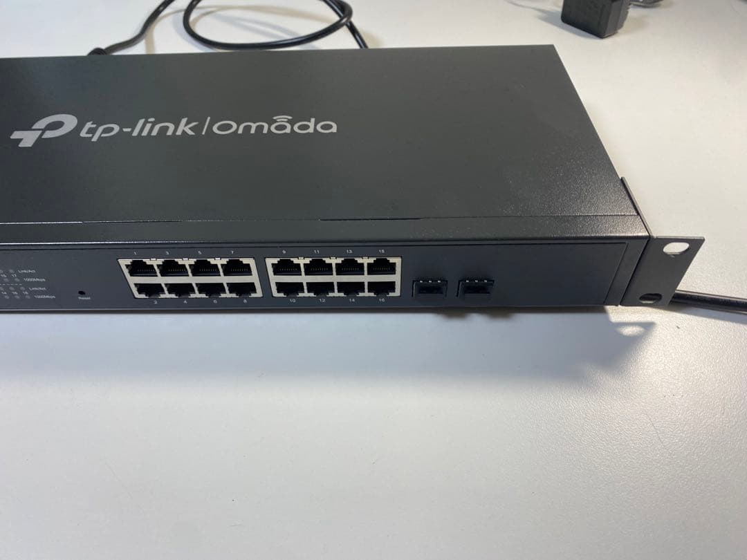 TP-Link16ポート ギガビットスマートスイッチ TL-SG2218