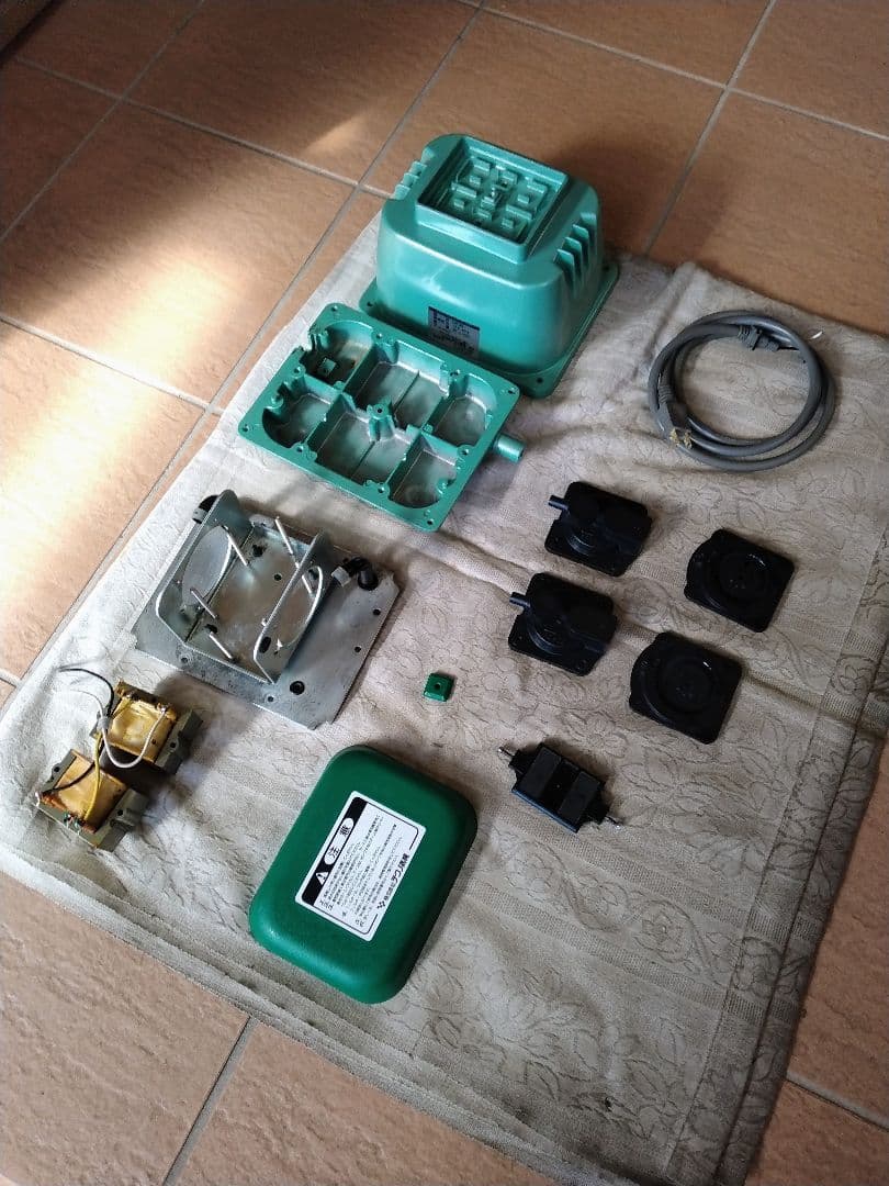 【テクノ高槻（HP-40）40L】 198　エアポンプ　ブロワー　浄化槽