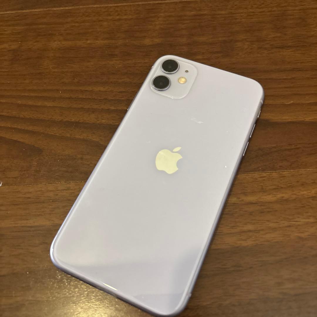 iPhone11 パープル　カバー使用していた為比較的美品