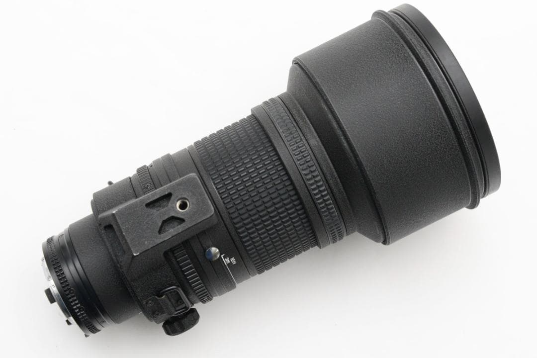 Nikon ED AF NIKKOR 300mm F2.8 望遠レンズ