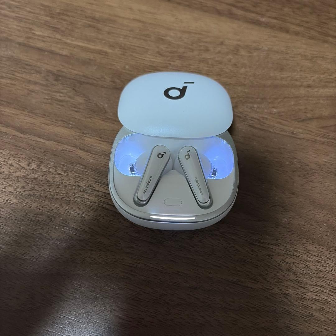 Anker Liverty4 ワイヤレスイヤホン