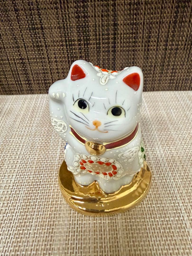 九谷焼 白盛 招き猫 置物