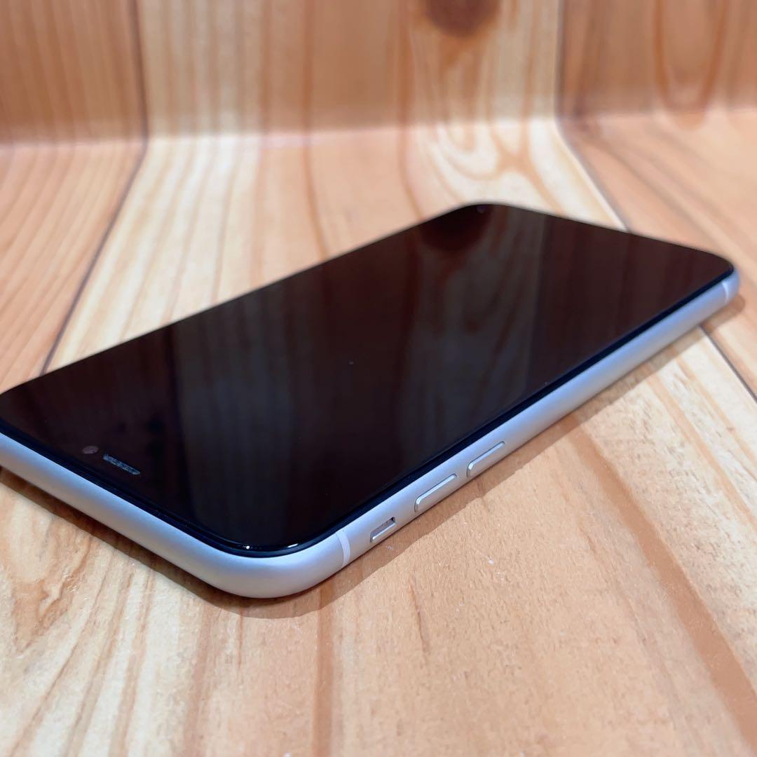 SIMフリー 本体 iPhone XR 128 GB 619 ホワイト 電池良好