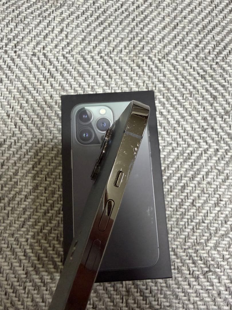 Apple iPhone 13 Pro グラファイト シャッター音なし128GB