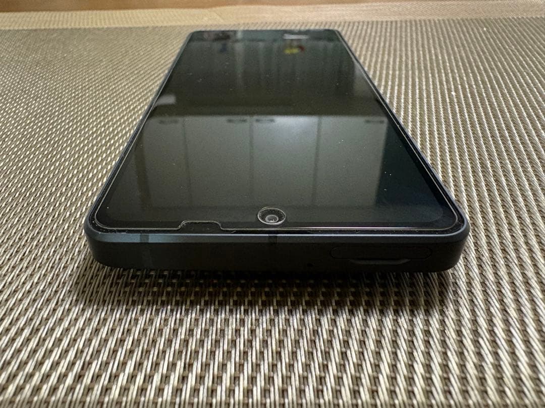 AQUOS SH-53C 本体（美品）
