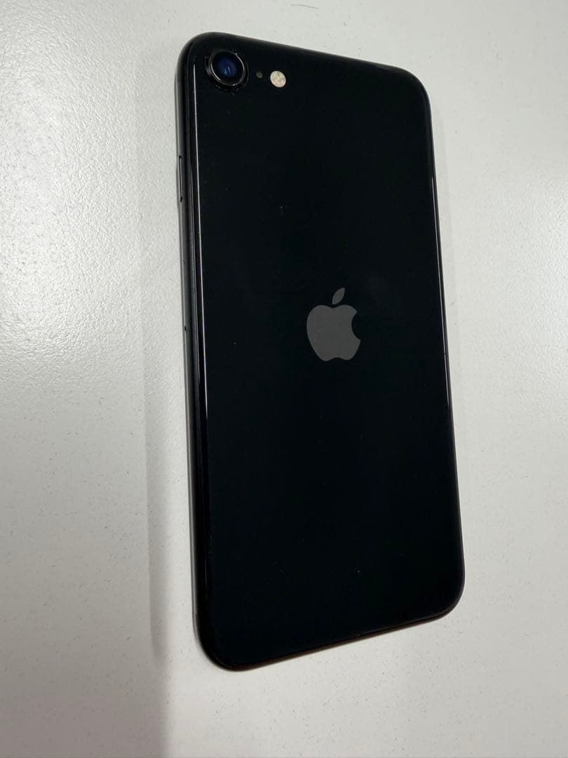 【最安値】iPhone SE（第2世代）ブラック 64GB