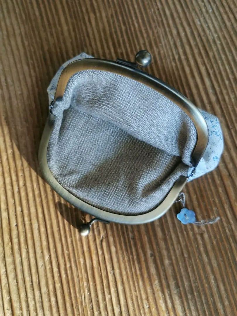 ハンドメイド✃アンティークジャーマンファブリック 大きめ布製財布 シェル付がま口