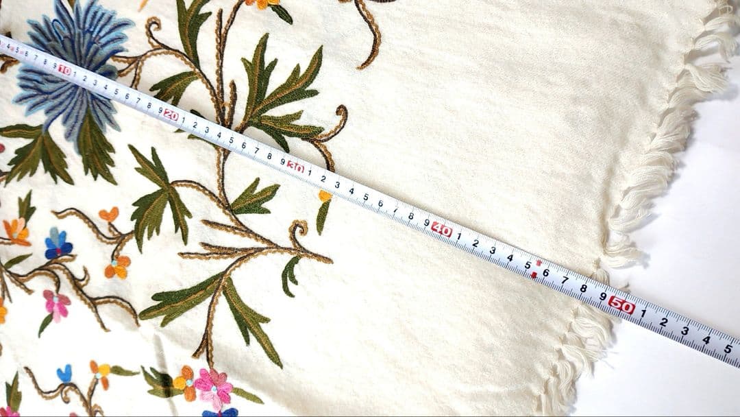 ウール ショール　ストール　白　花刺繍　和服にも