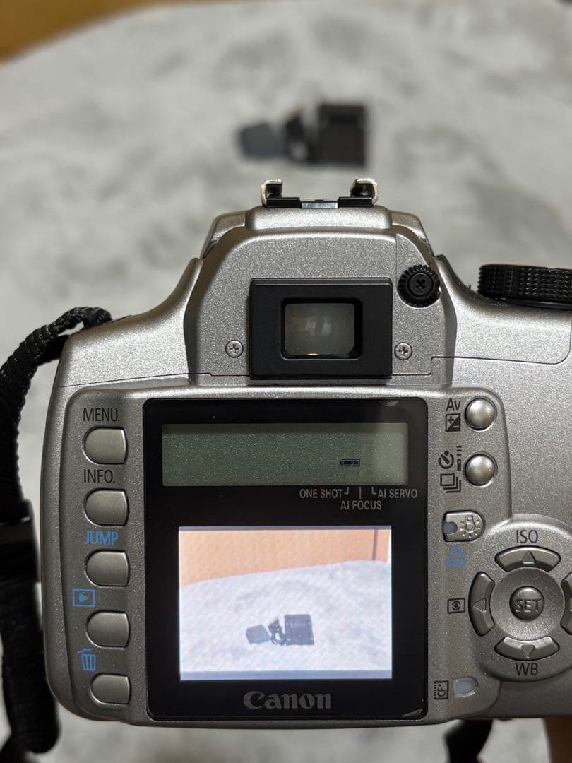 Canon EOS Kiss Digital N デジタル一眼レフ