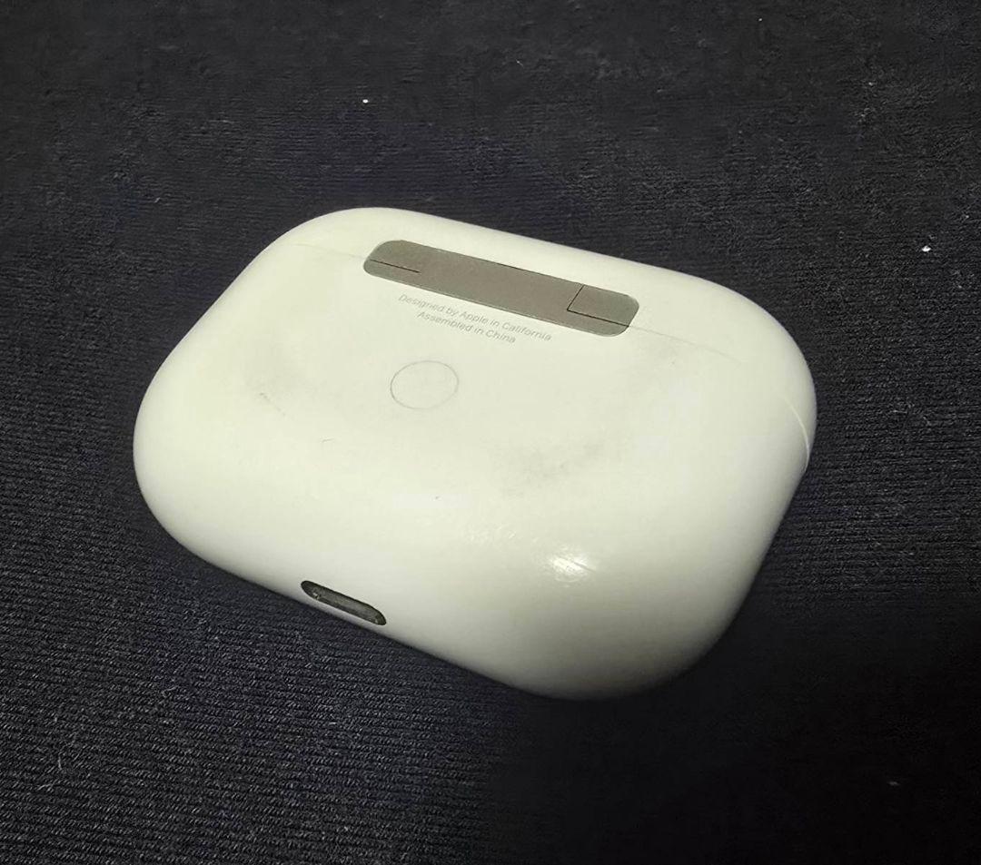 AirPods Pro 第1世代 本体+ケース 左側ノイキャ ン不良あり