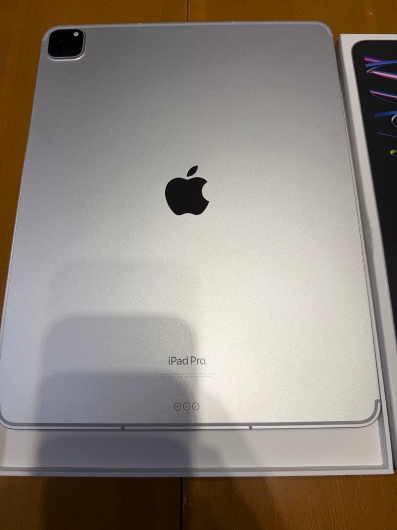 iPad Pro 12.9インチ 第6世代 256GB Wi-Fiセルラー