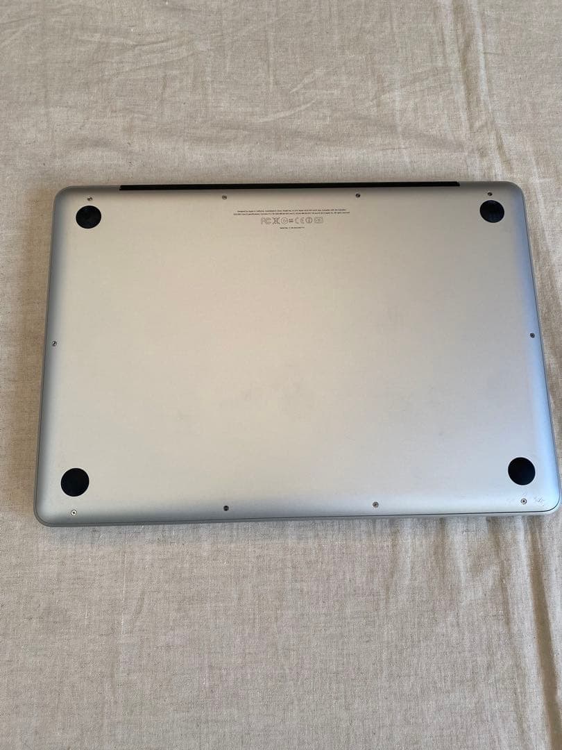 MacBook Pro シルバー(MacBook Pro Mid 2012)