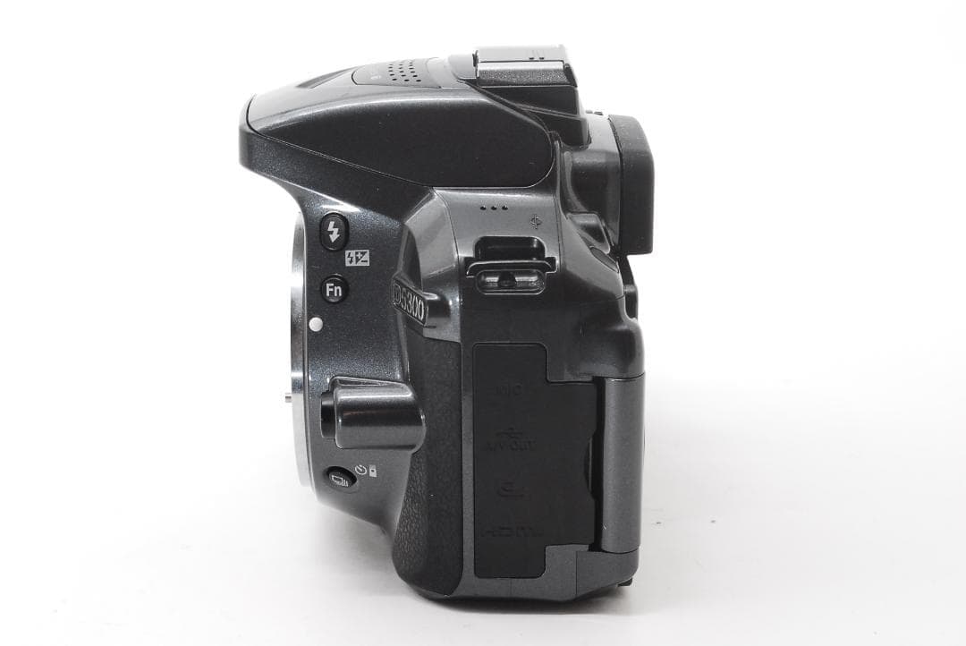 Nikon D5300 グレー 18-70mm スマホ転送OK ショット少