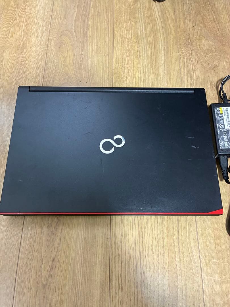 m*.様 富士通　LIFEBOOK A748/TX FMVA3101BP 4GB