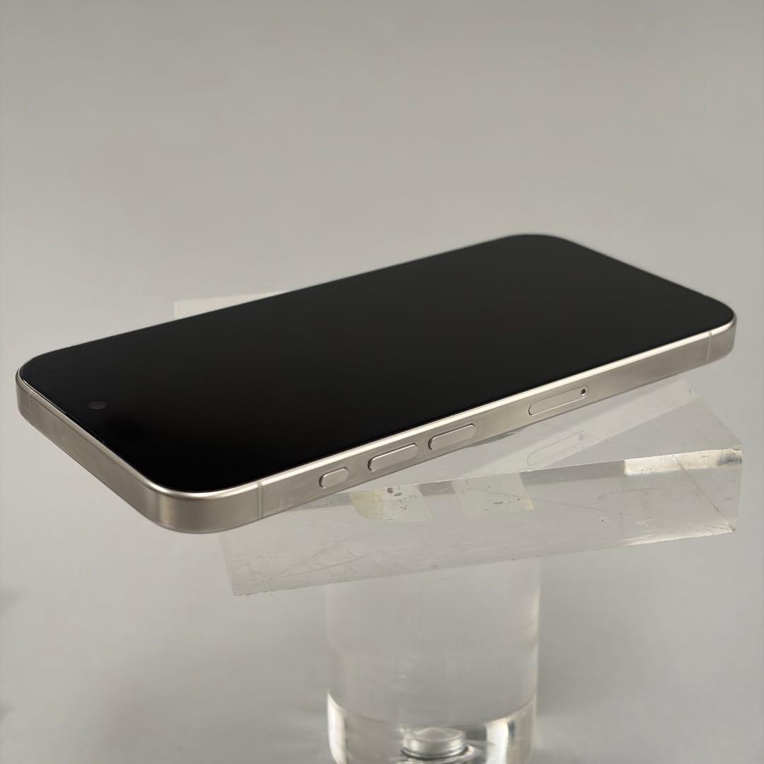 iPhone 15 Pro 256GB ジャンク 通電確認 起動不安定