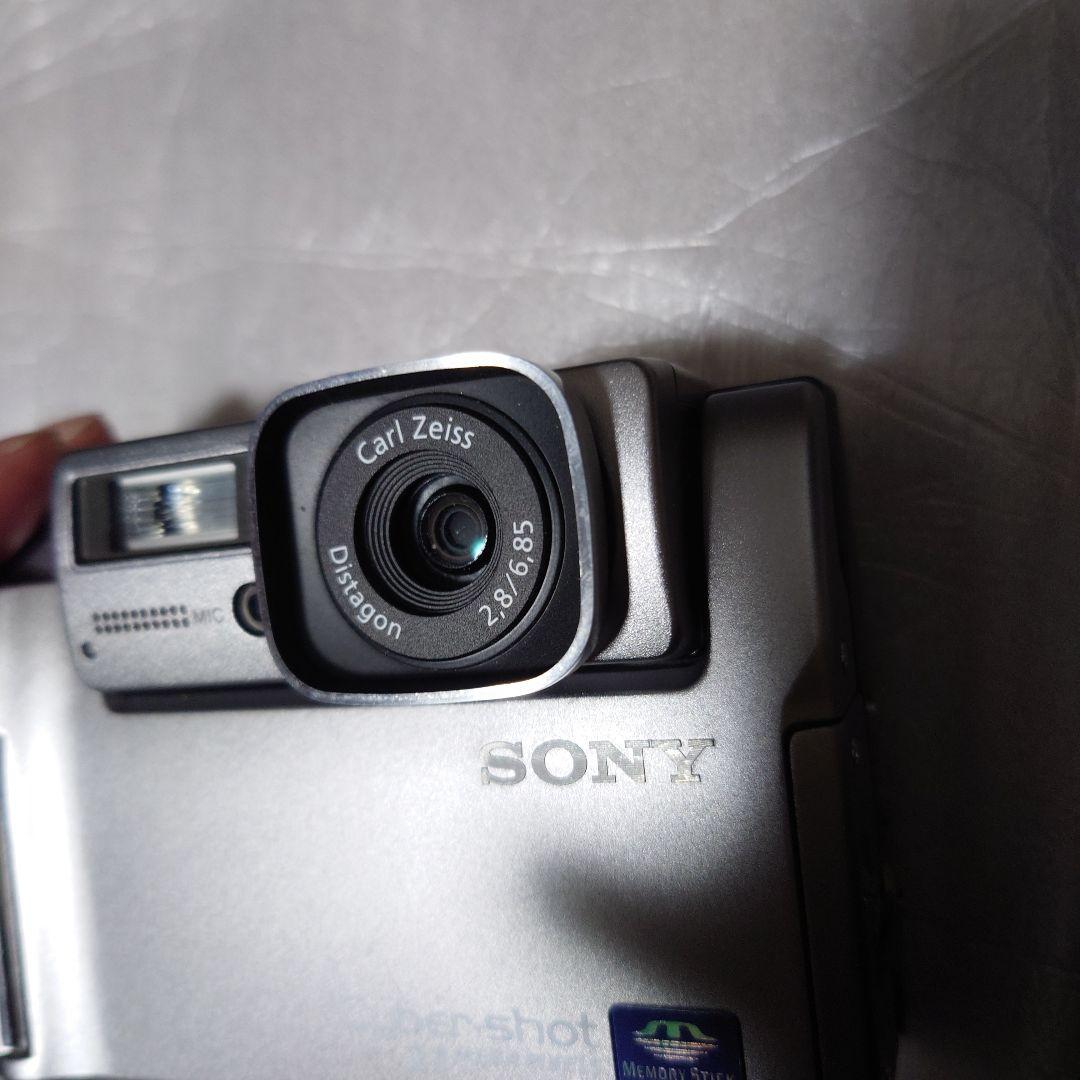 ソニー　SONY Cyber-shot デジタルスチルカメラ　DSC-F55