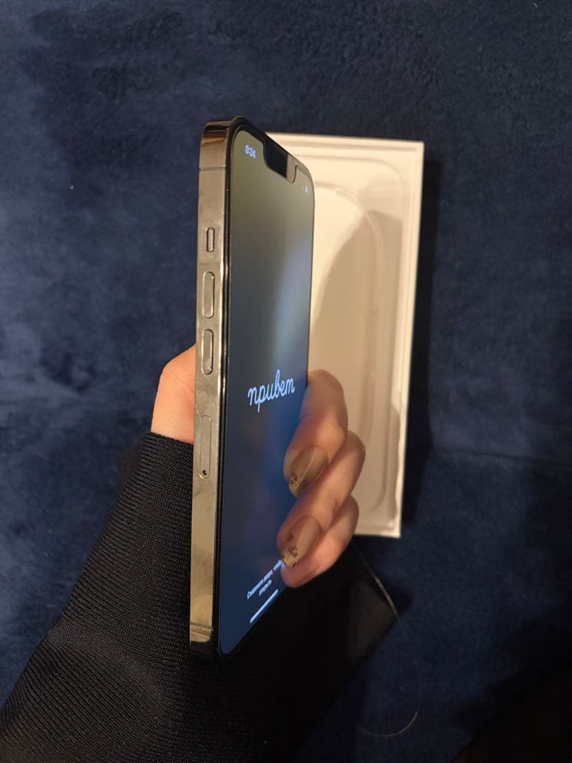 Apple iPhone 13 Pro グラファイト 本体　バッテリー残量97%