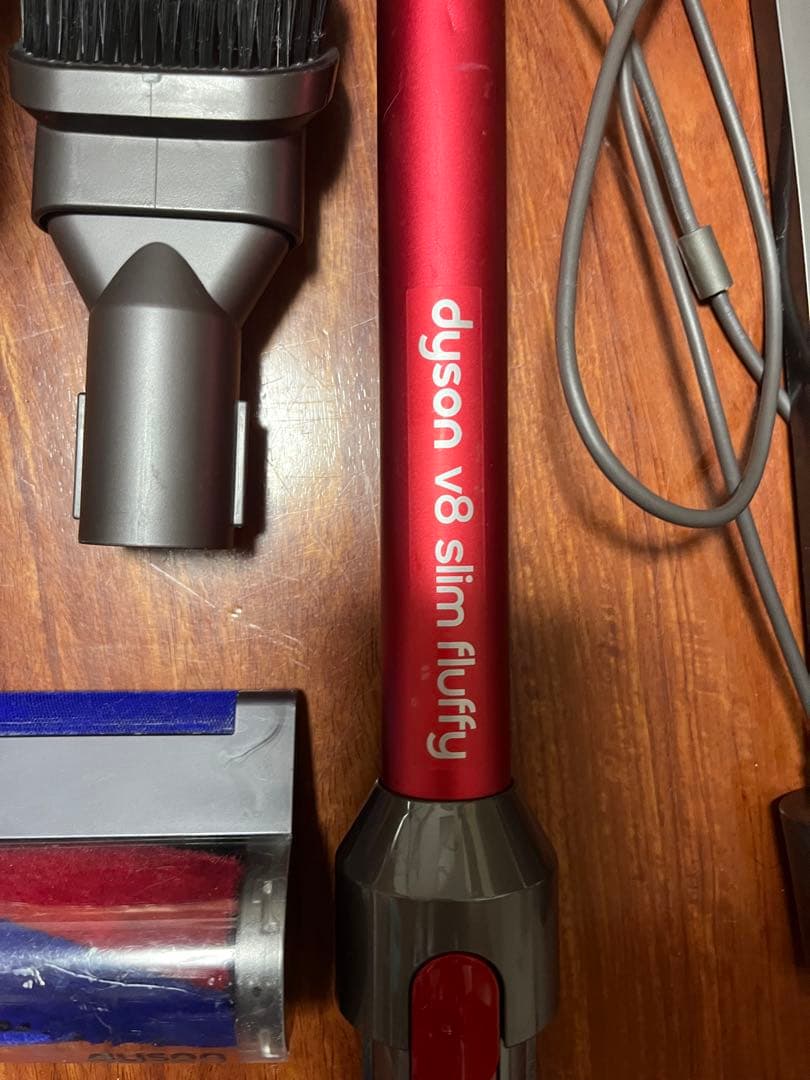 ダイソン dyson V8 Slim Fluffy コードレス 掃除機