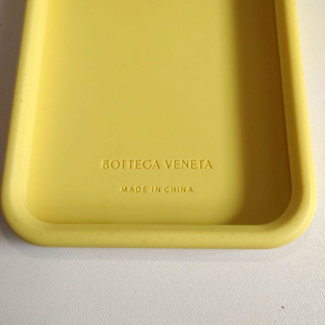 ✨美品✨Bottega Veneta✨iPhone ソフトスマホケース