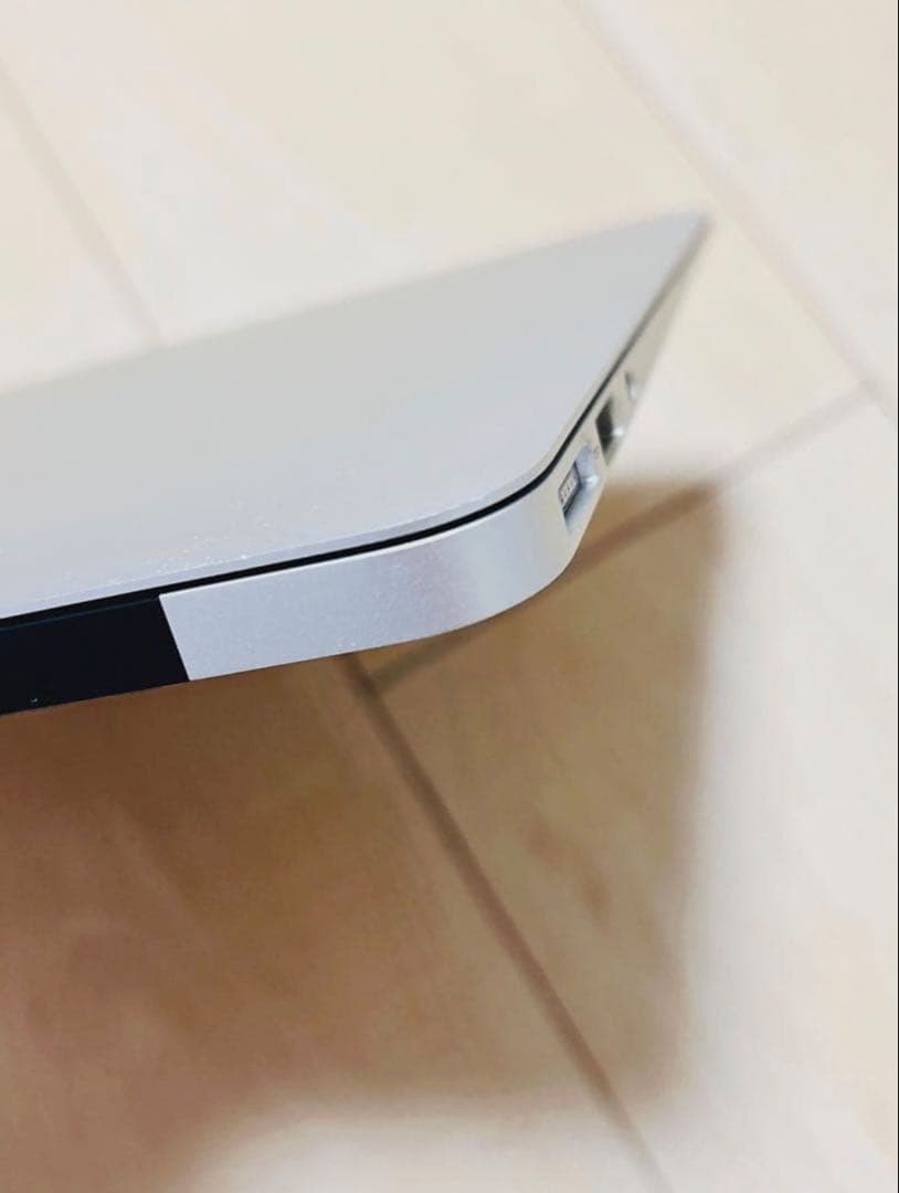 macbook air 11インチ 本体