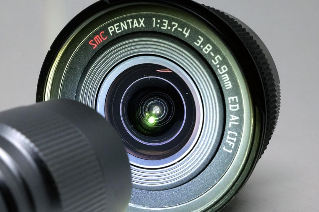 PENTAX 08 WIDE ZOOM 3.8-5.9mm Qマウント