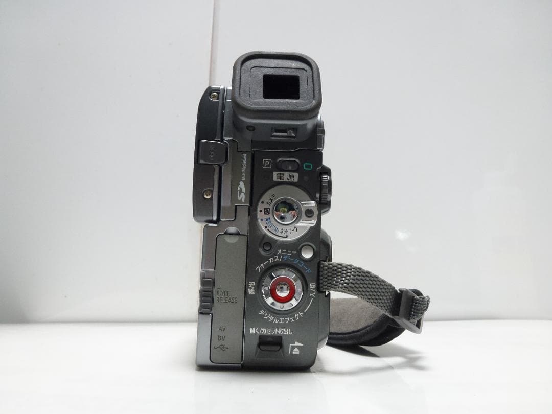 希少　動作品　キャノンビデオカメラ　DM-IXY DV M2 　Mini DV