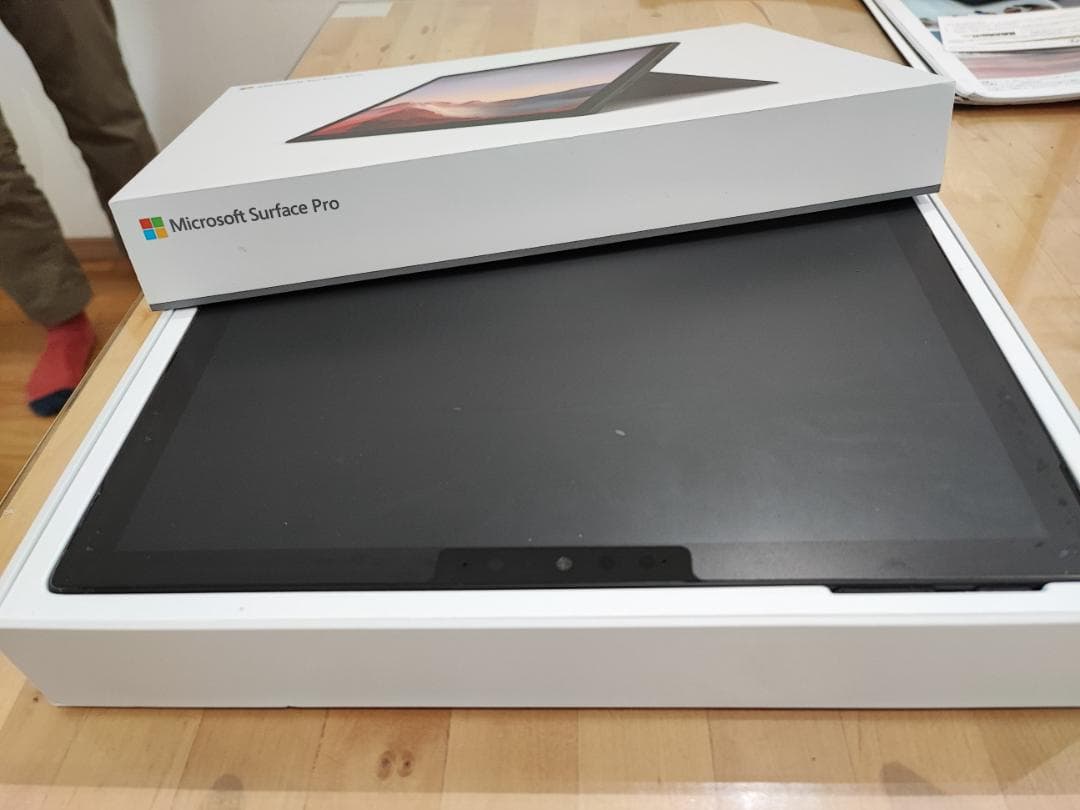 Microsoft Surface pro7　i5 256GB サーフェスペン付