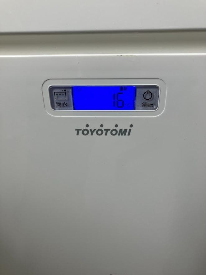 TOYOTOMI スポット冷暖エアコン　TAD-2218W　２０１８年製