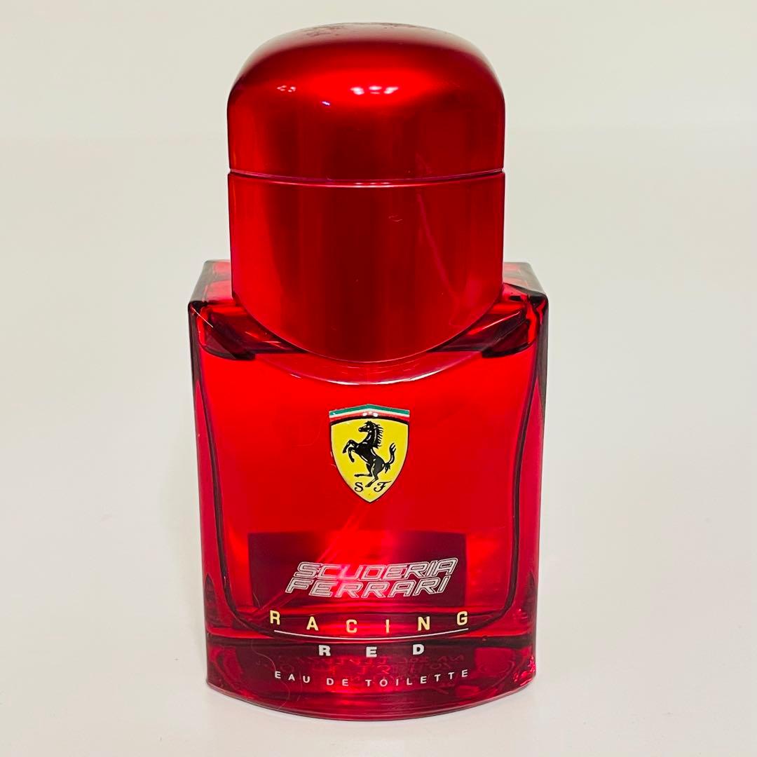 Ferrari フェラーリ　レーシングレッド　オードトワレ　香水　40ml