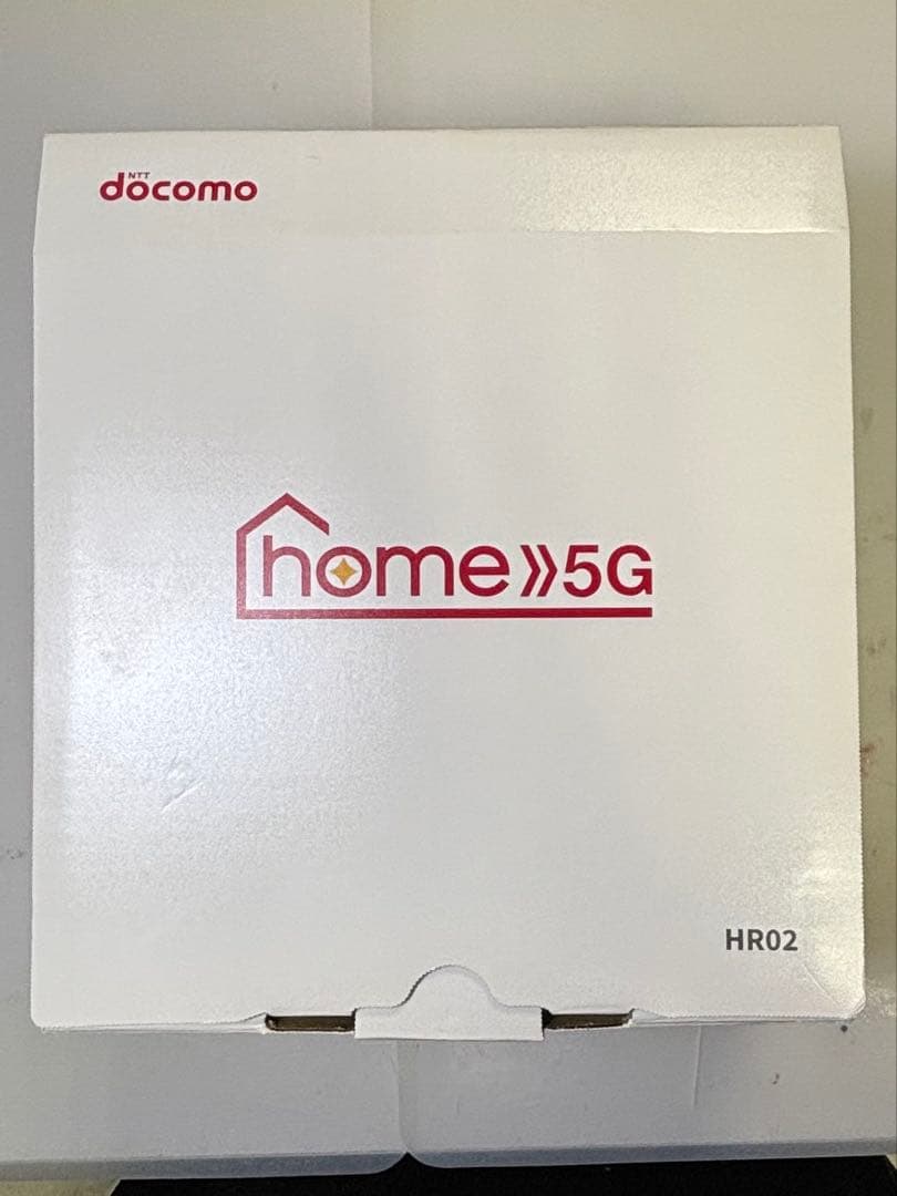 docomo  5G HR02 本体