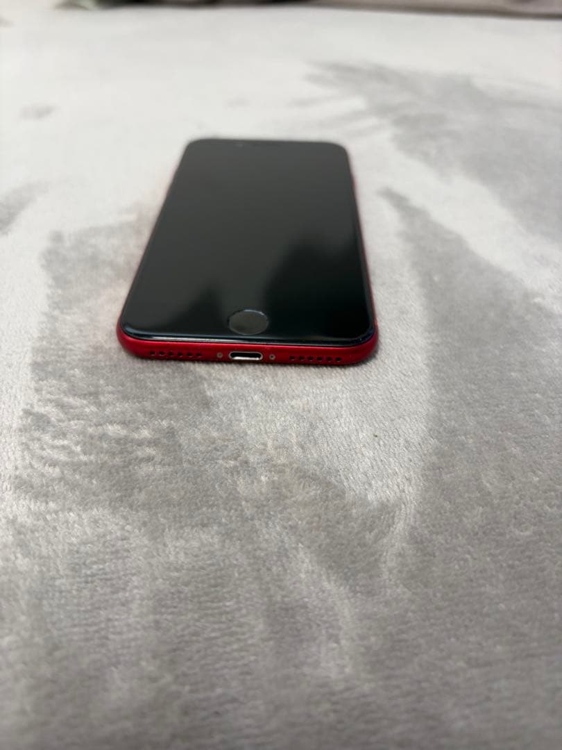 iPhone SE (第2世代) レッド 本体　128GB SIMフリー