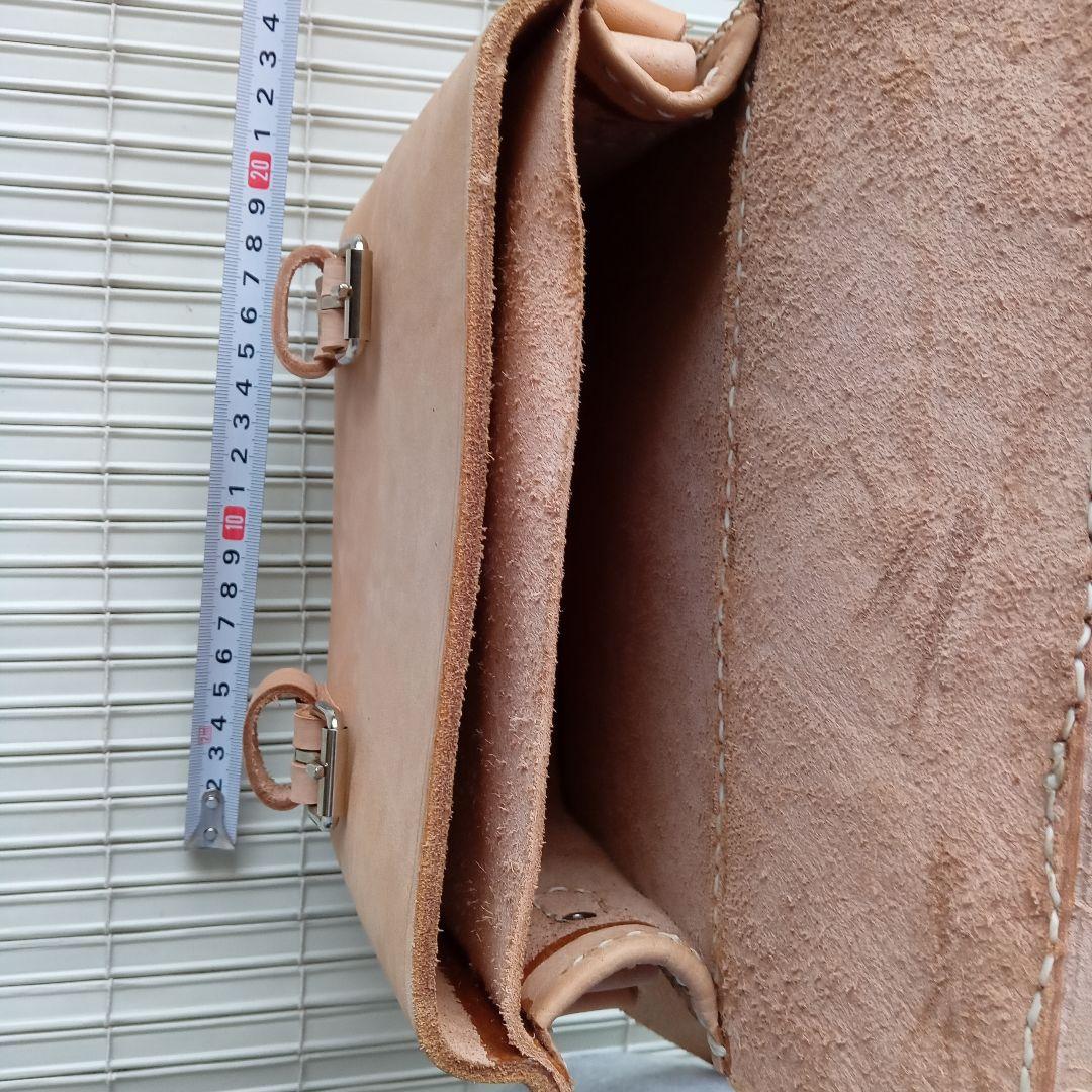 ヌメ革ショルダーバッグ(未使用品)
