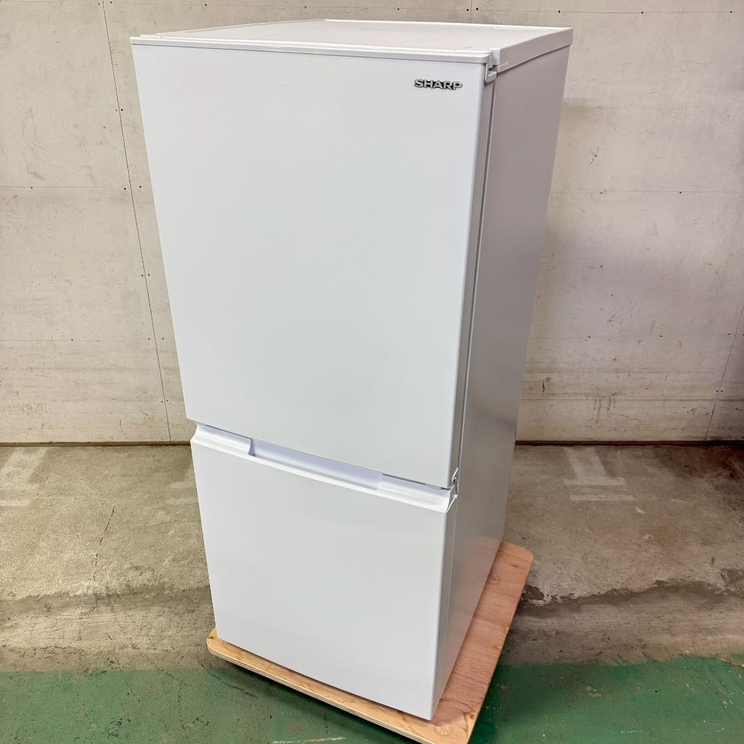 SHARP 冷蔵庫 小型 一人暮らし 152L 2024年製 KR0213